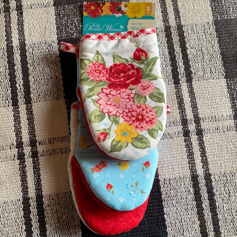 Pioneer woman sweet rose mini oven mitts 2 pack
